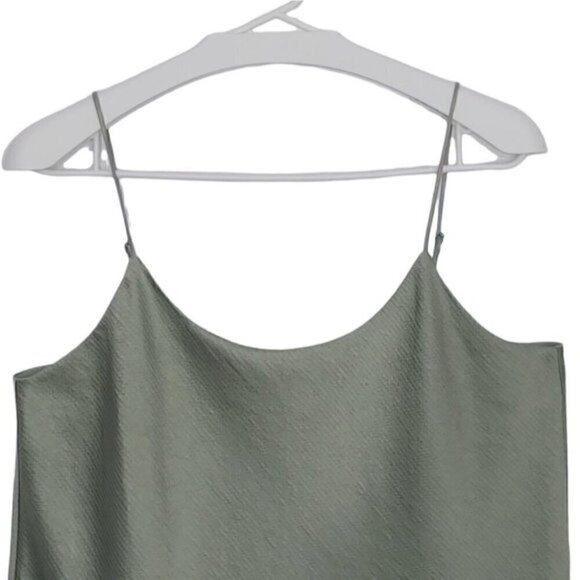 NWT CLUB MONACO Willow Green Elona flowy loose fit Textured Satin Camiso… - Picture 5 of 13